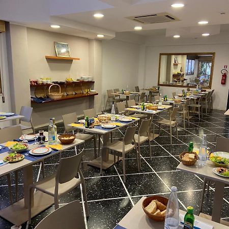 Hotel Domus Mea كاتوليكا المظهر الخارجي الصورة