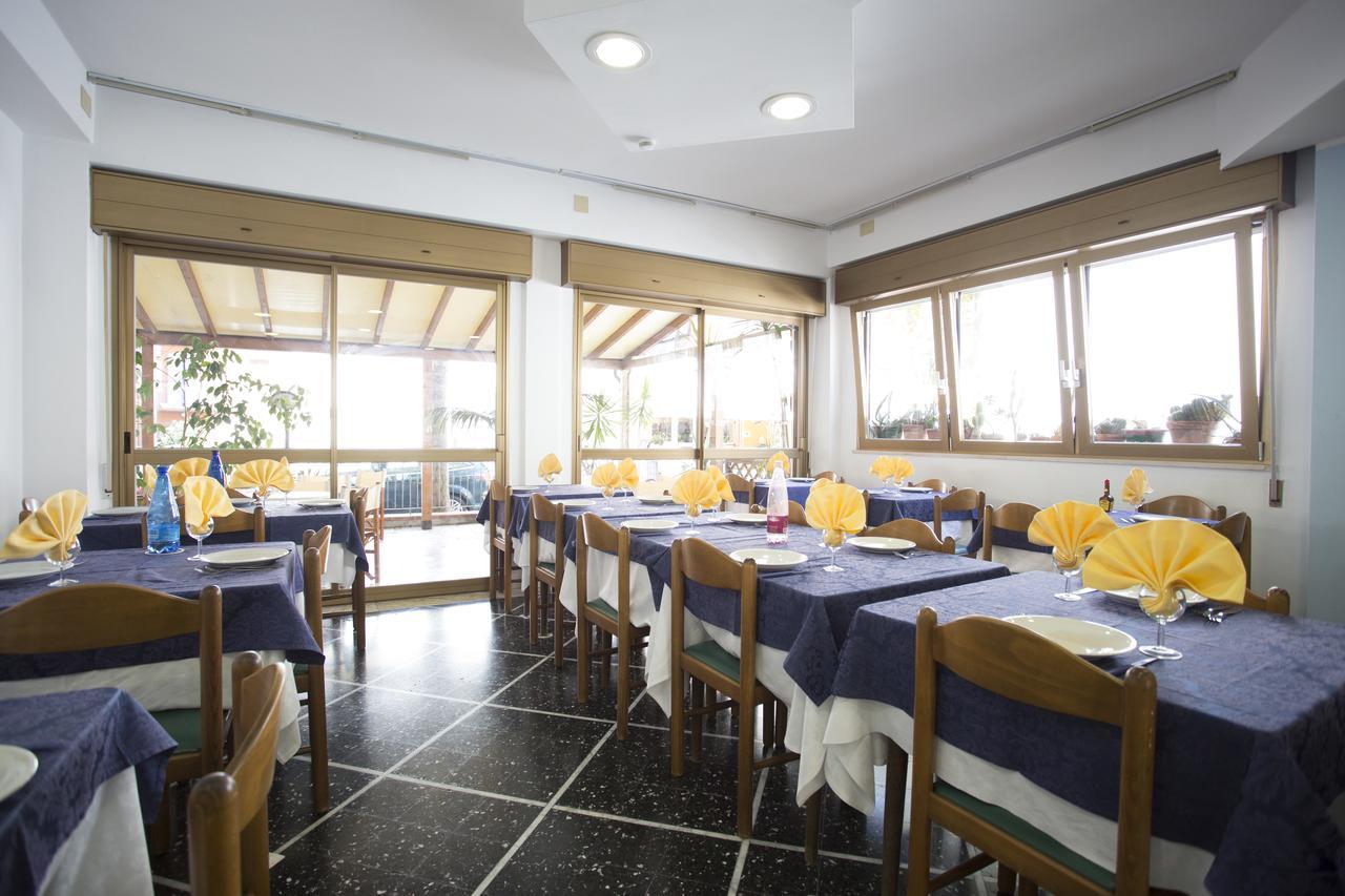 Hotel Domus Mea كاتوليكا المظهر الخارجي الصورة