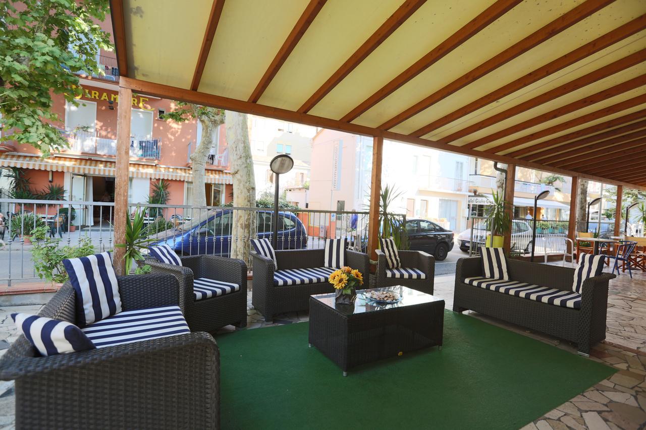 Hotel Domus Mea كاتوليكا المظهر الخارجي الصورة