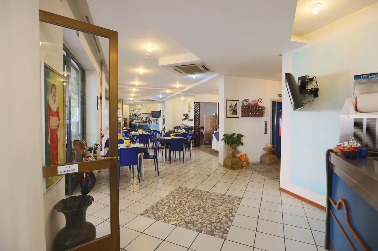Hotel Domus Mea كاتوليكا المظهر الخارجي الصورة